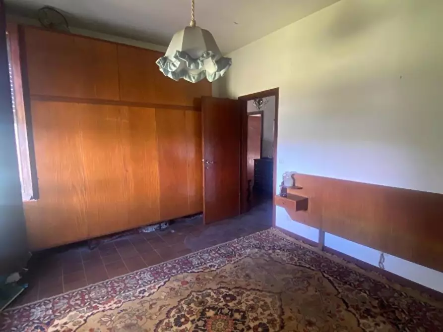 Immagine 46 di Villa in vendita  a Viareggio