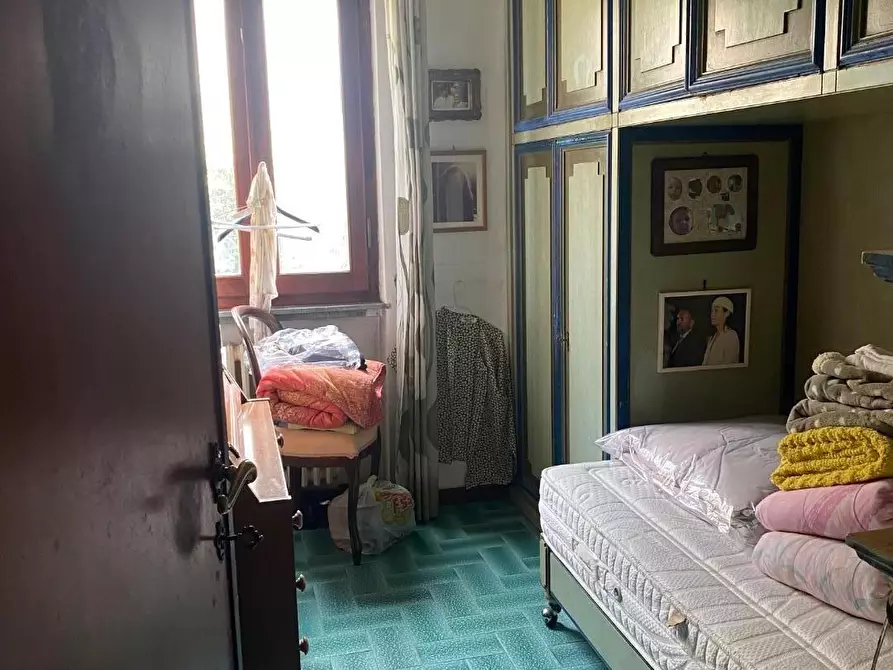 Immagine 16 di Villa in vendita  a Viareggio