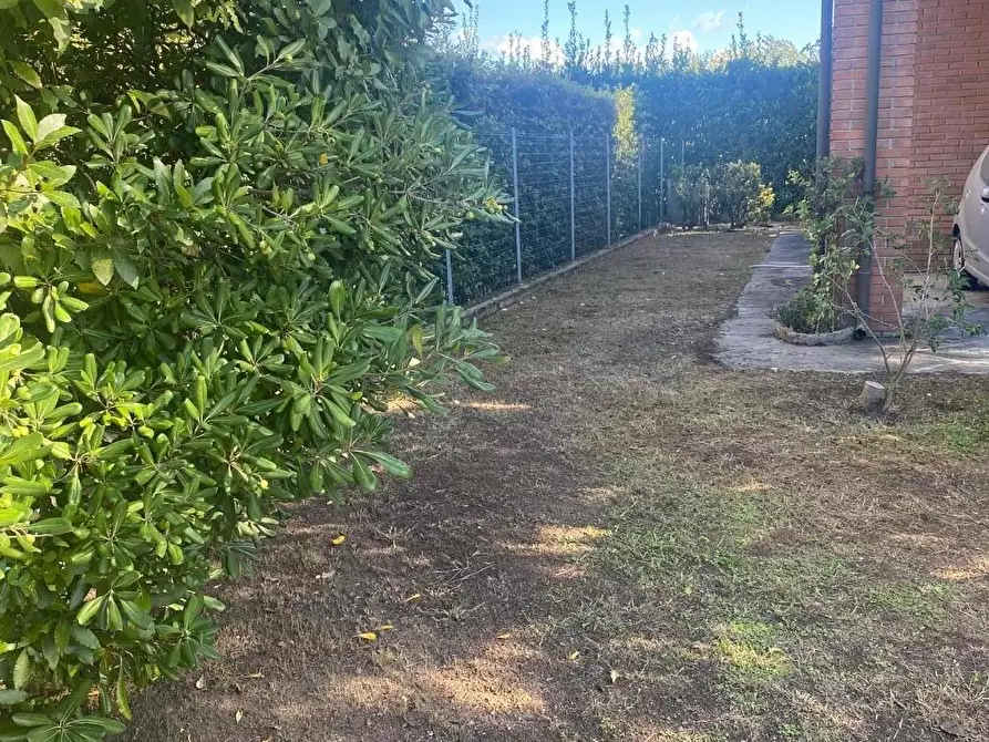 Immagine 42 di Villa in vendita  a Viareggio