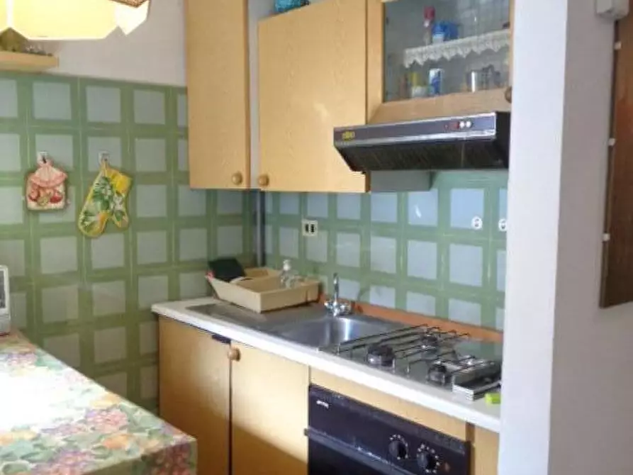 Immagine 7 di Appartamento in affitto  a Massa