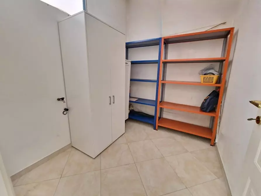 Immagine 16 di Appartamento in vendita  a Carrara