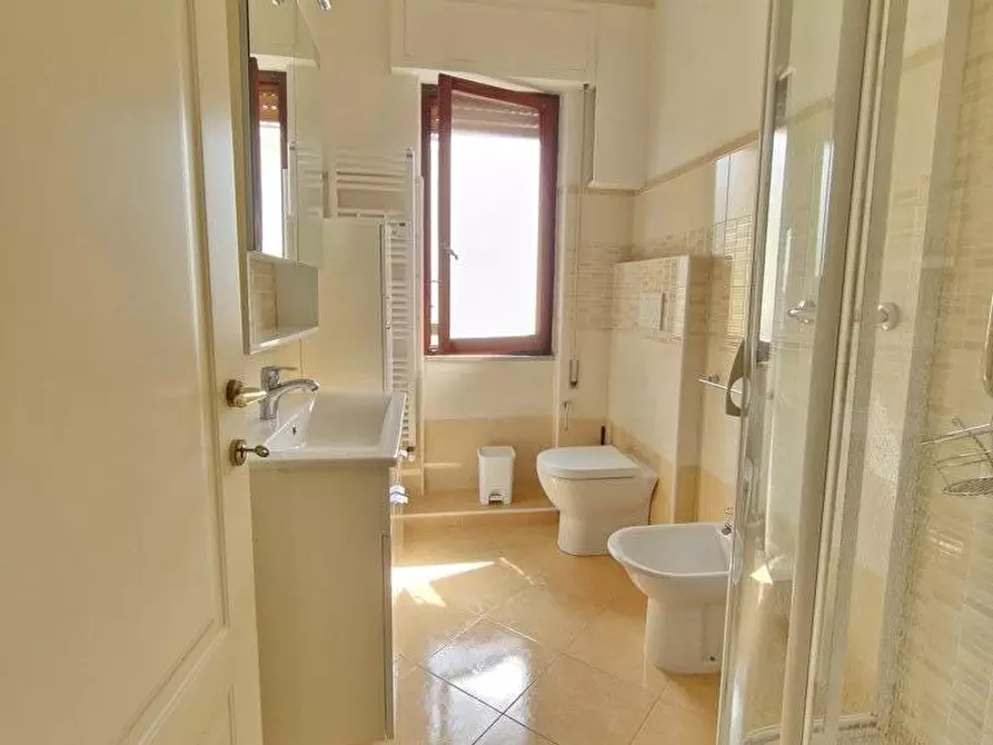 Immagine 14 di Appartamento in vendita  a Carrara