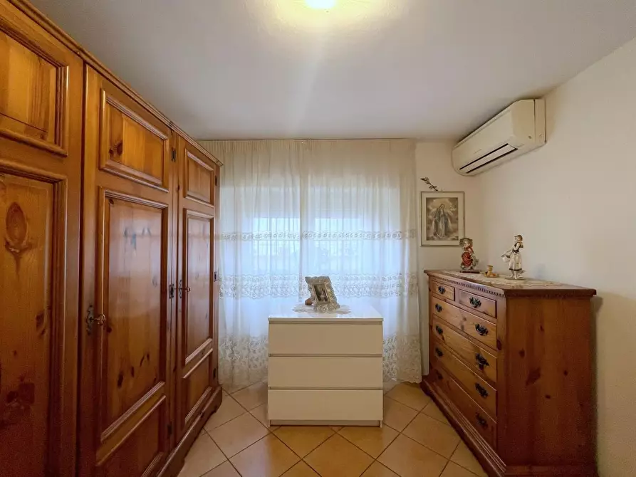 Immagine 17 di Casa indipendente in vendita  a Viareggio