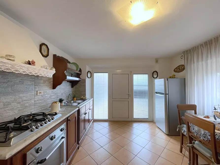 Immagine 8 di Casa indipendente in vendita  a Viareggio