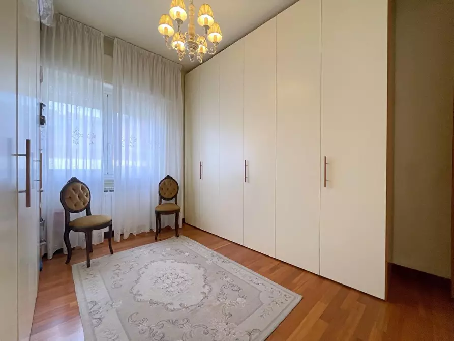 Immagine 46 di Casa indipendente in vendita  a Viareggio