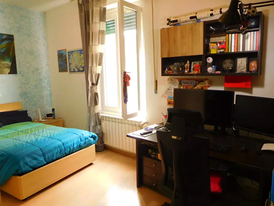 Immagine 8 di Appartamento in vendita  a Pisa