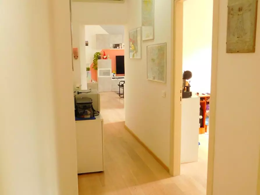 Immagine 4 di Appartamento in vendita  a Pisa