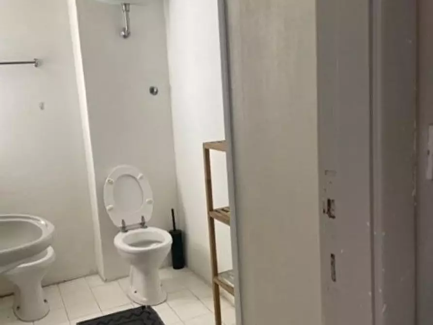 Immagine 4 di Appartamento in vendita  a Pisa