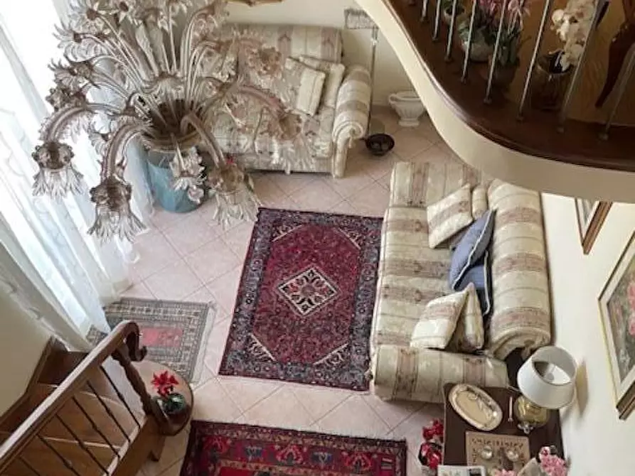 Immagine 13 di Terratetto in vendita  a Pisa