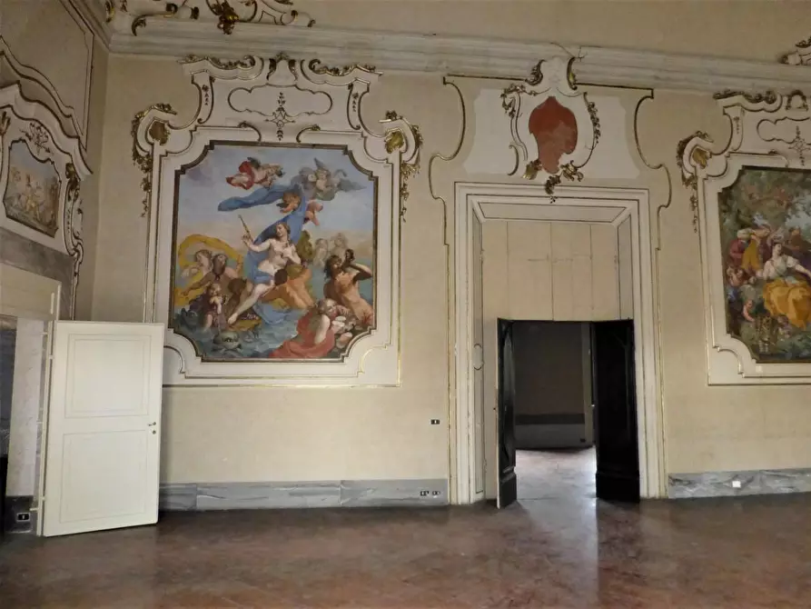 Immagine 13 di Appartamento in vendita  a Pisa