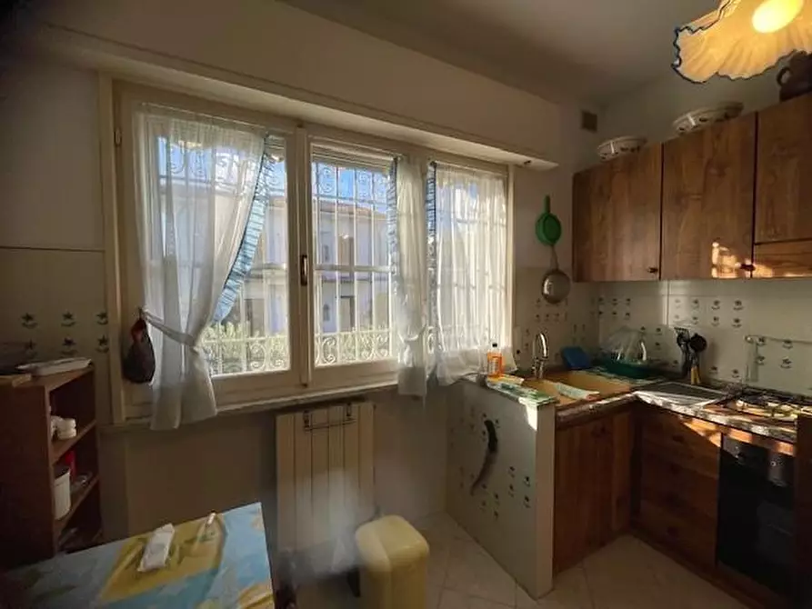 Immagine 17 di Casa bifamiliare in affitto  a Pisa