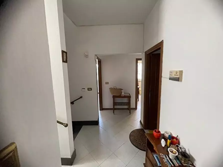 Immagine 9 di Casa bifamiliare in affitto  a Pisa