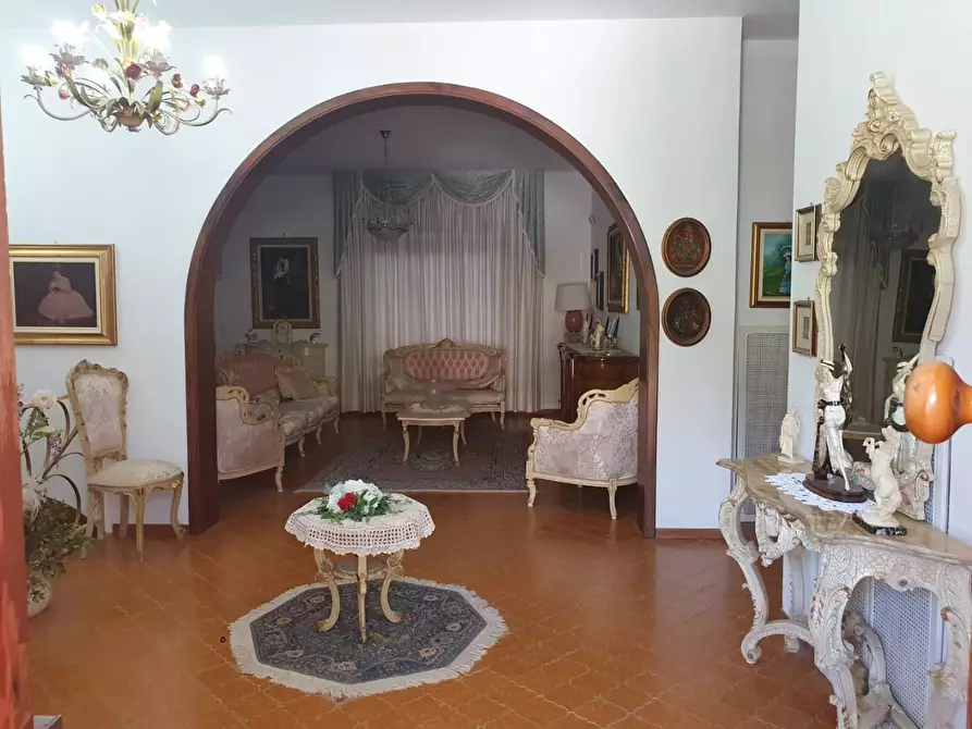 Immagine 25 di Villa in vendita  a Campiglia Marittima