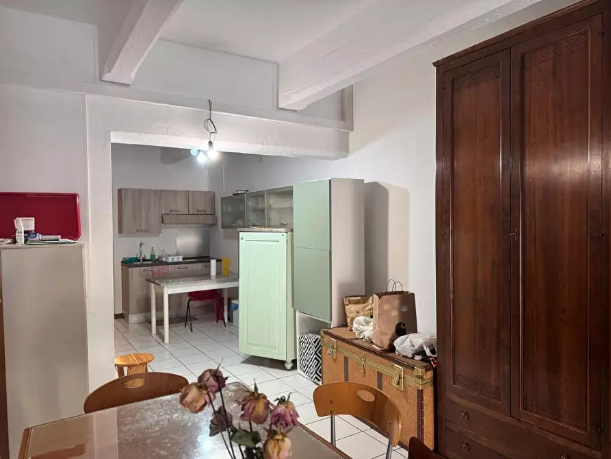 Immagine 9 di Appartamento in vendita  a Siena