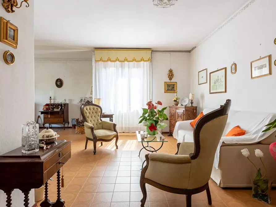 Immagine 3 di Appartamento in vendita  a Pisa