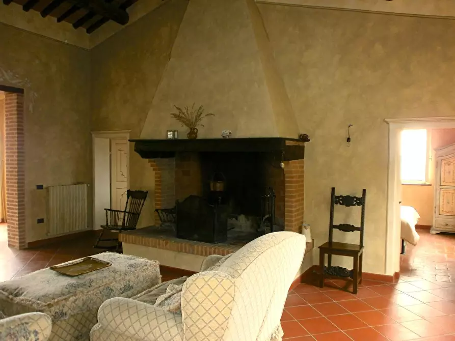 Immagine 18 di Rustico / casale in vendita  a Chianni