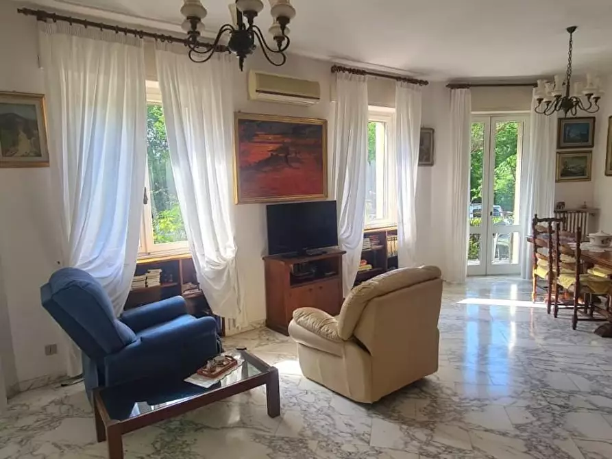 Immagine 4 di Appartamento in vendita  a Livorno