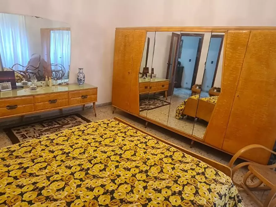 Immagine 19 di Appartamento in vendita  a Livorno