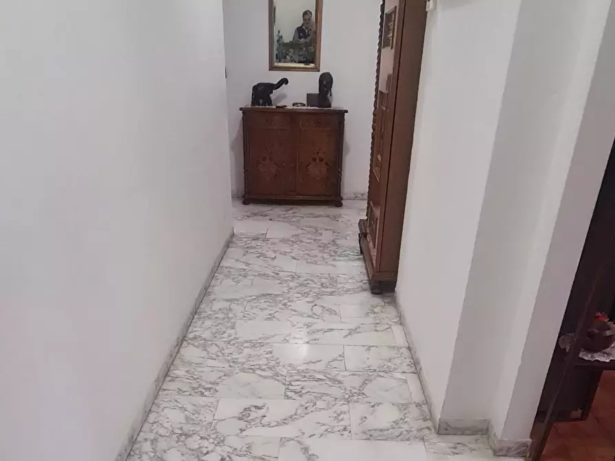 Immagine 10 di Appartamento in vendita  a Livorno