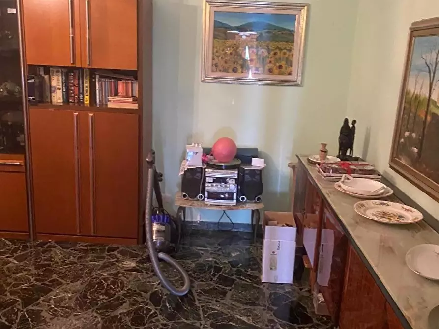 Immagine 16 di Appartamento in vendita  a Massa