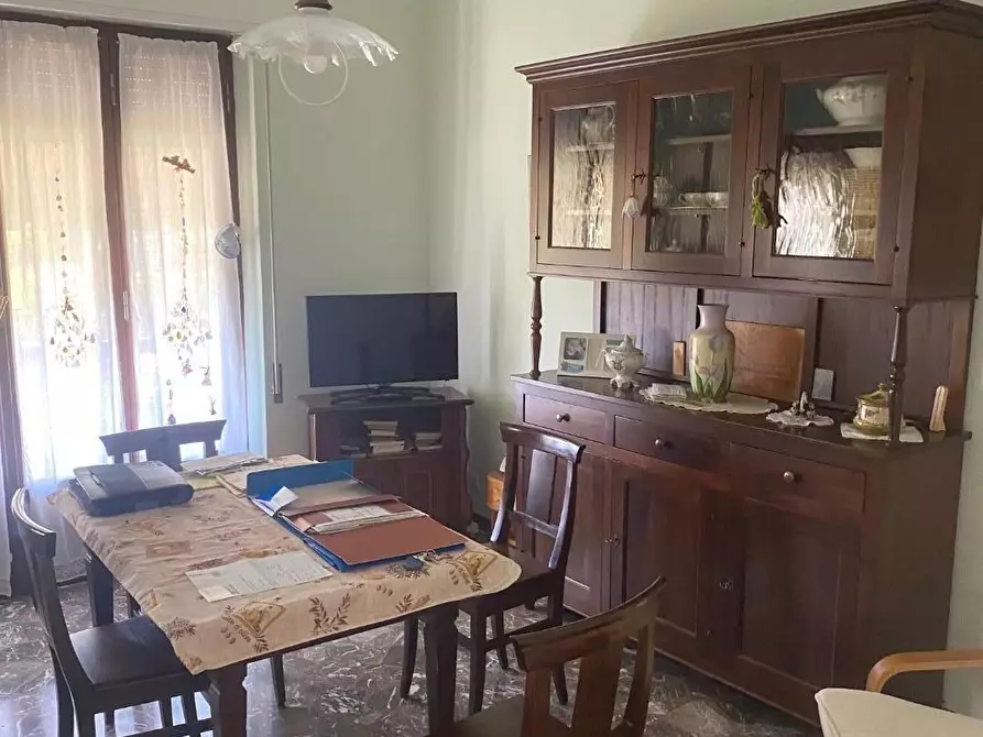 Immagine 13 di Appartamento in vendita  a Massa