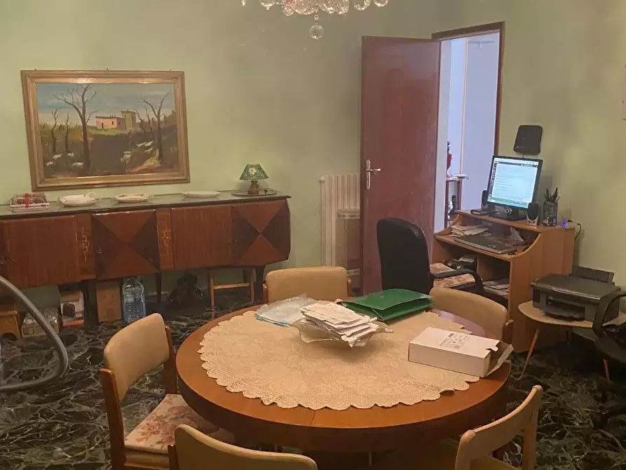 Immagine 15 di Appartamento in vendita  a Massa