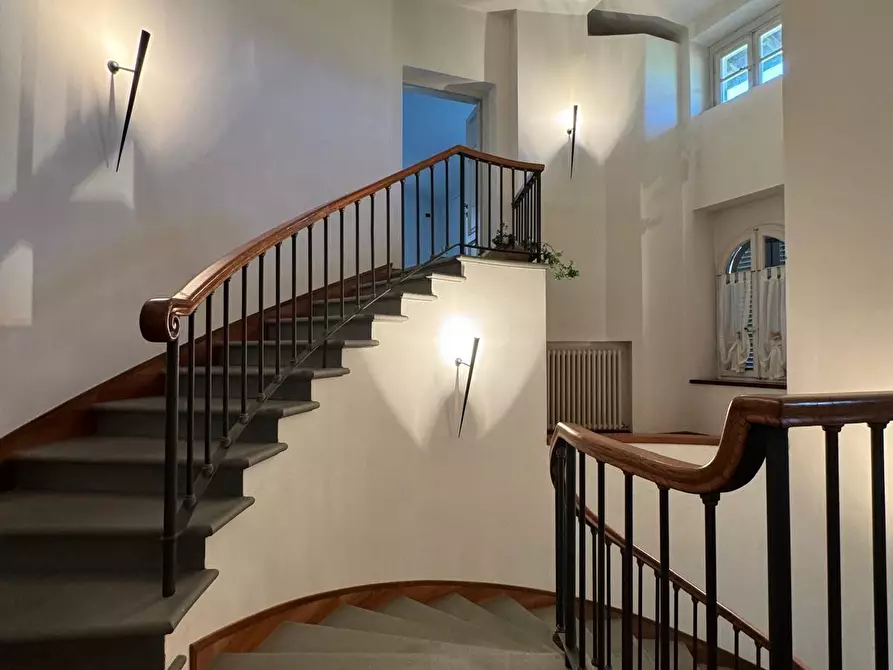 Immagine 51 di Immobile di prestigio in vendita  a Capannori