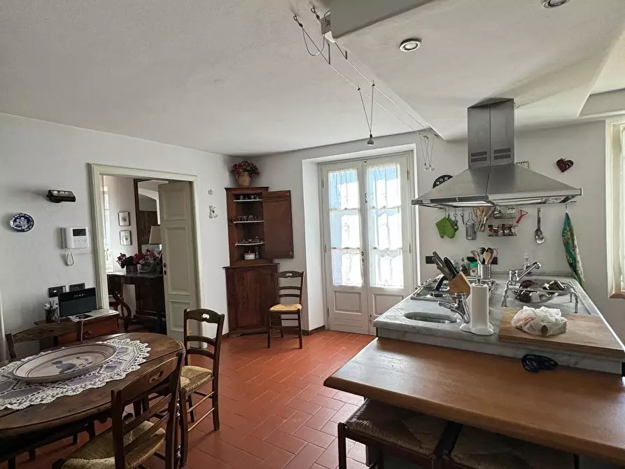 Immagine 31 di Immobile di prestigio in vendita  a Capannori