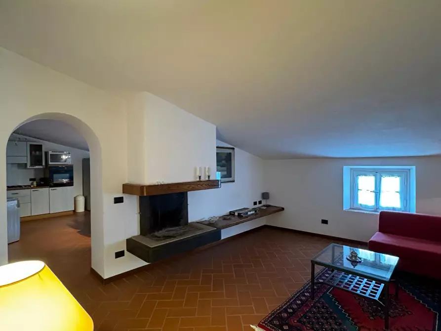 Immagine 37 di Immobile di prestigio in vendita  a Capannori