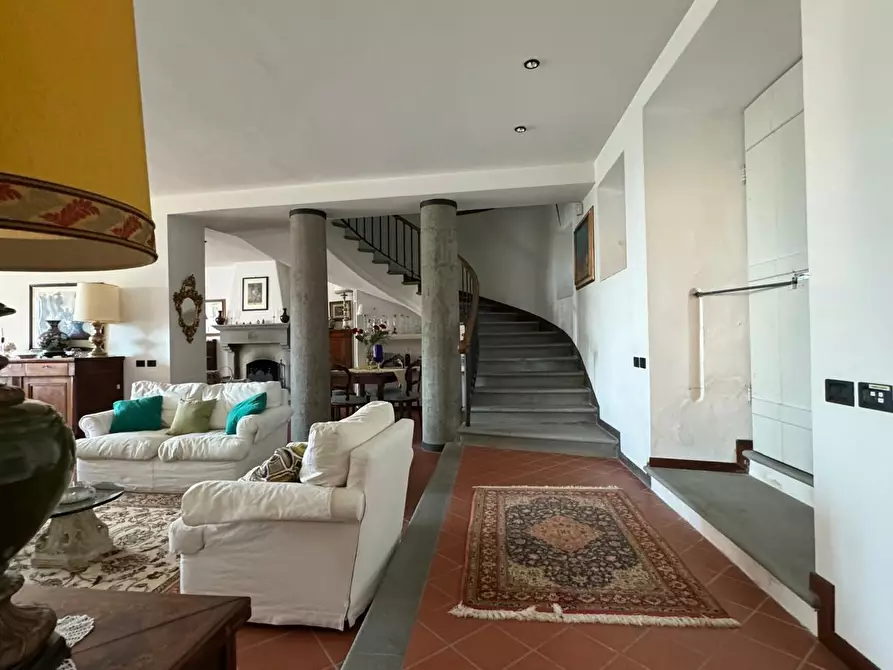 Immagine 54 di Immobile di prestigio in vendita  a Capannori