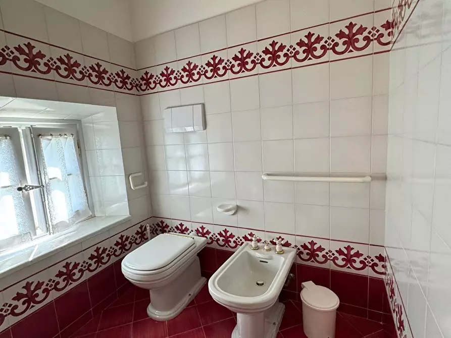 Immagine 48 di Immobile di prestigio in vendita  a Capannori