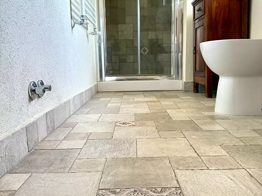 Immagine 22 di Villa in vendita  a Chianni