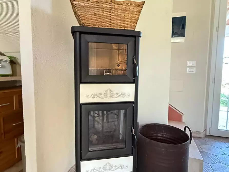 Immagine 12 di Villa in vendita  a Chianni