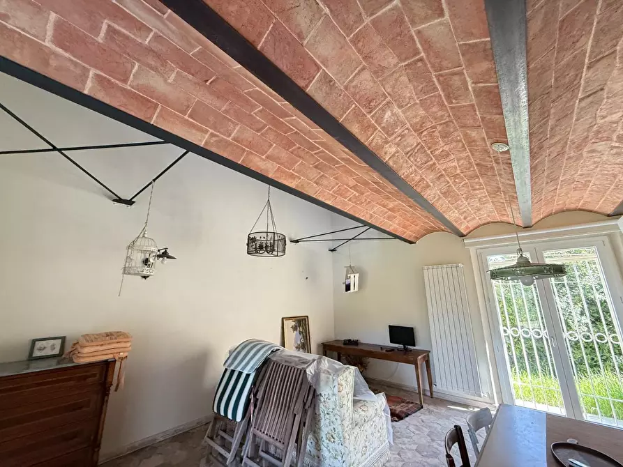 Immagine 8 di Villa in vendita  a Chianni