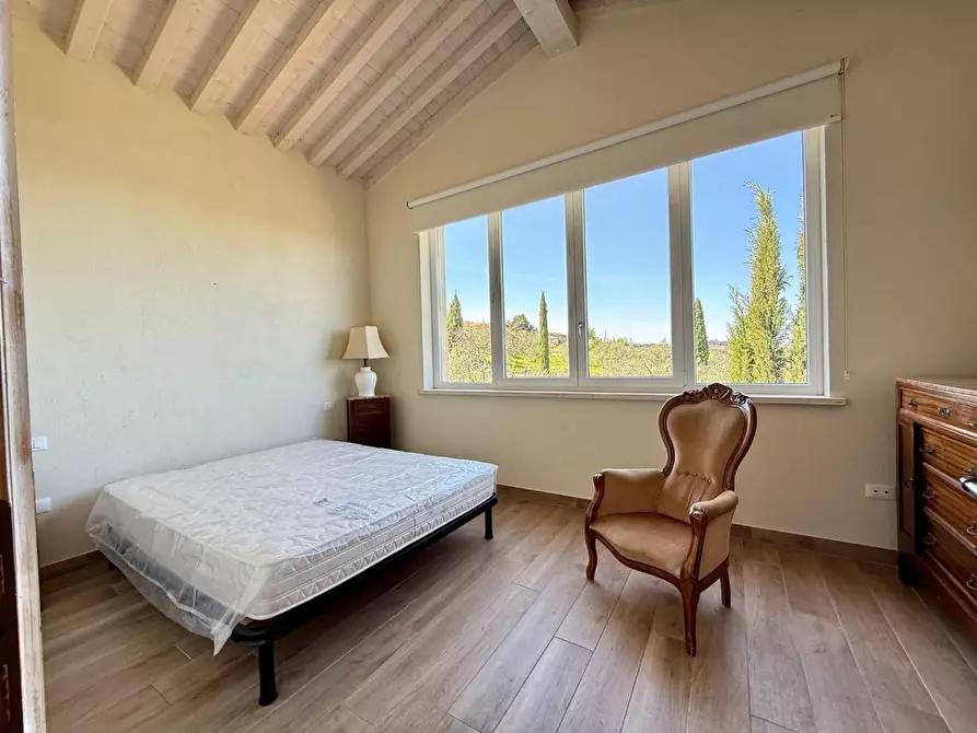 Immagine 31 di Villa in vendita  a Chianni