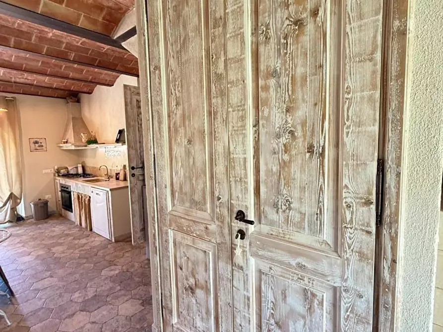 Immagine 34 di Villa in vendita  a Chianni