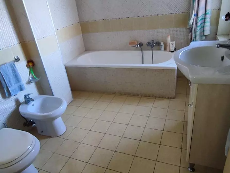 Immagine 26 di Appartamento in vendita  a Giardini-Naxos