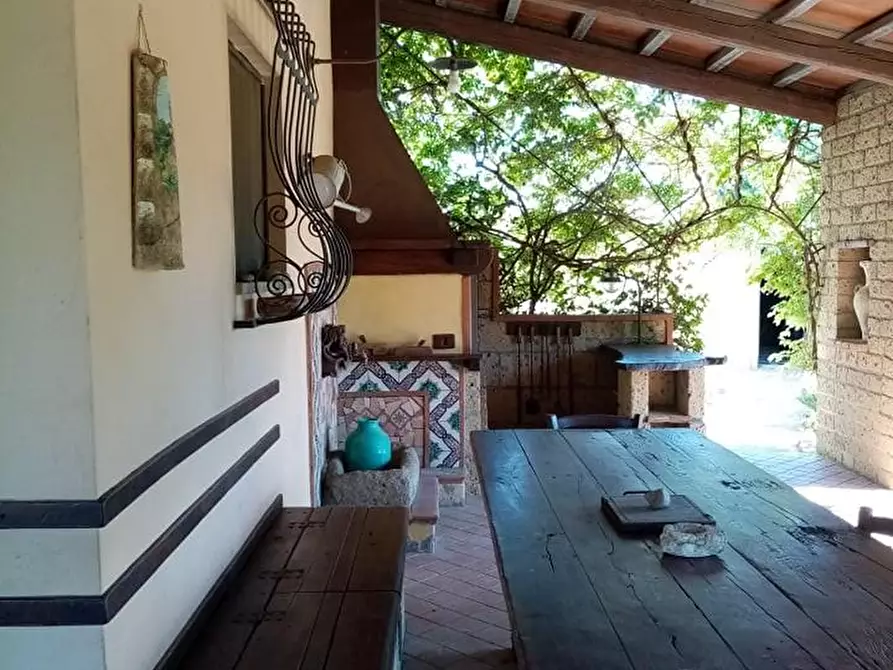 Immagine 10 di Casa colonica in vendita  a Campiglia Marittima