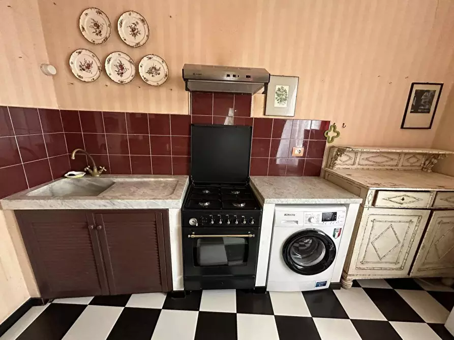 Immagine 7 di Appartamento in vendita  a Sarzana