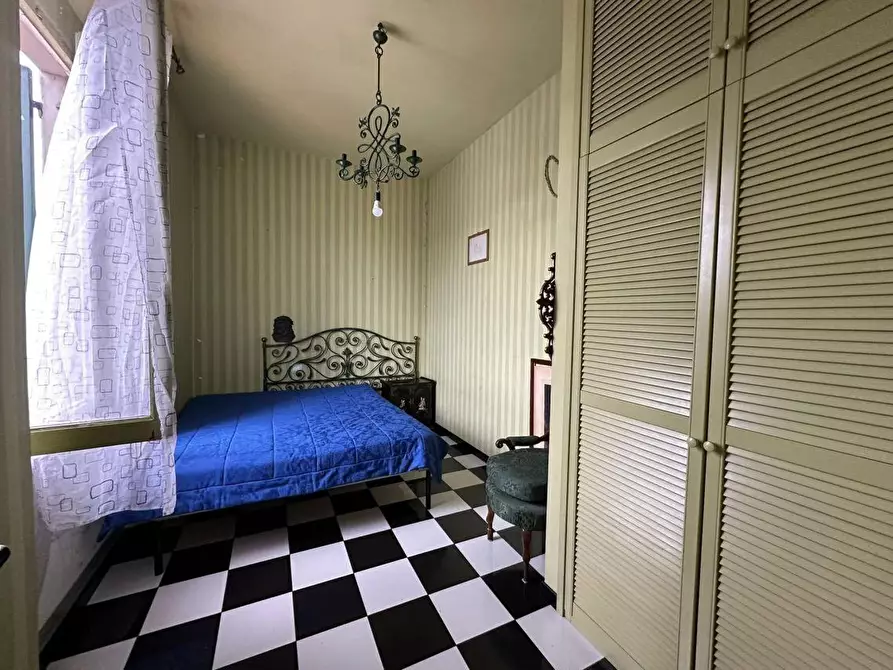 Immagine 11 di Appartamento in vendita  a Sarzana