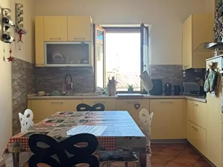 Immagine 2 di Appartamento in vendita  a Calci