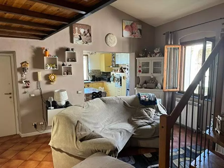 Immagine 7 di Appartamento in vendita  a Calci