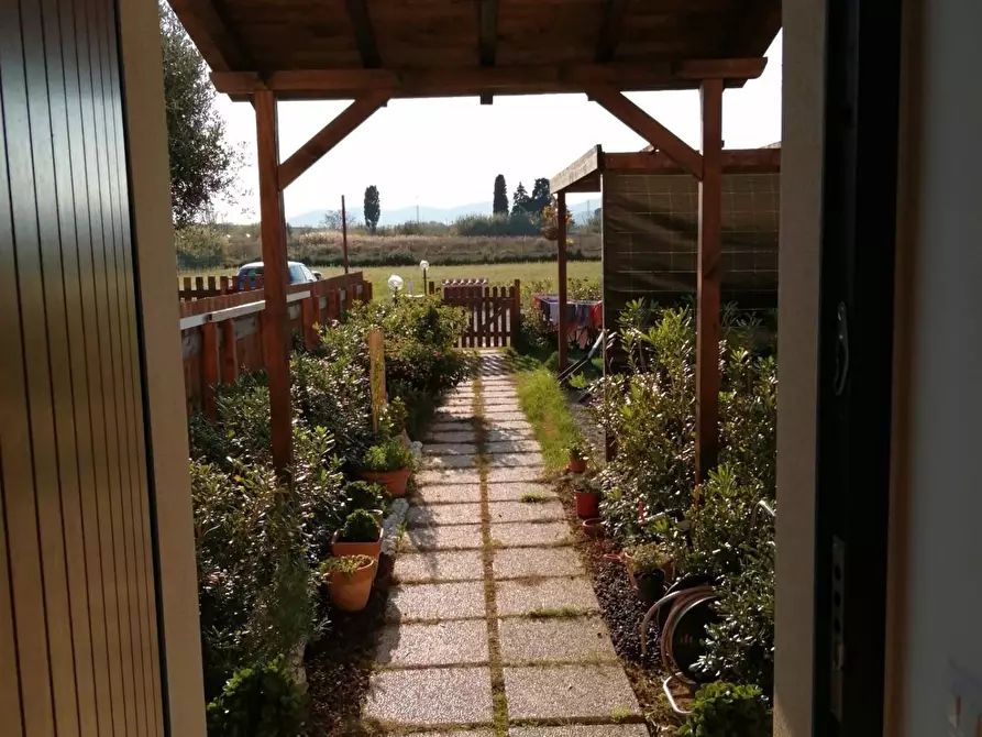 Immagine 11 di Casa semindipendente in vendita  a Piombino