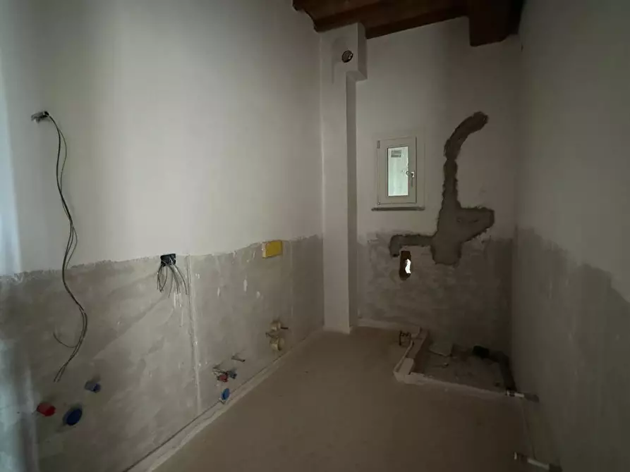 Immagine 9 di Appartamento in vendita  a Capannori