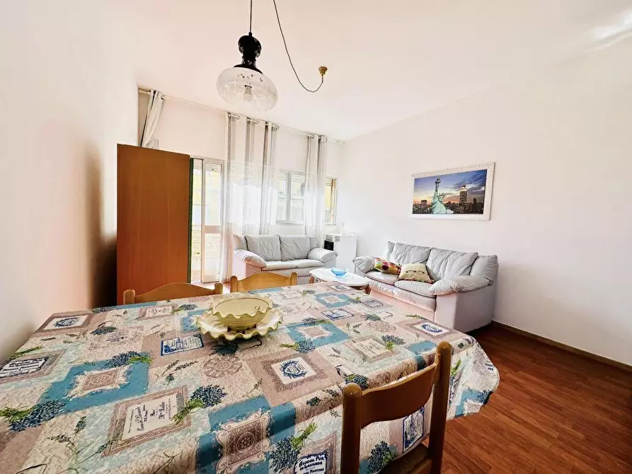 Immagine 6 di Appartamento in vendita  a Carrara