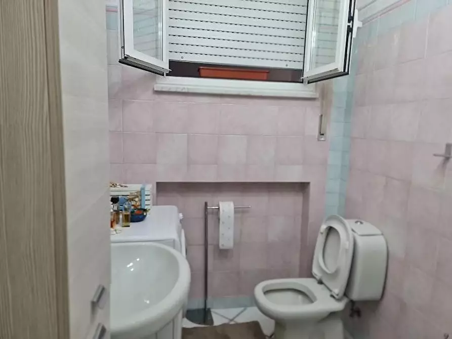 Immagine 23 di Appartamento in vendita  a Carrara