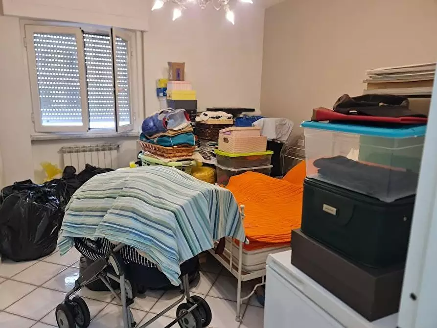 Immagine 14 di Appartamento in vendita  a Carrara