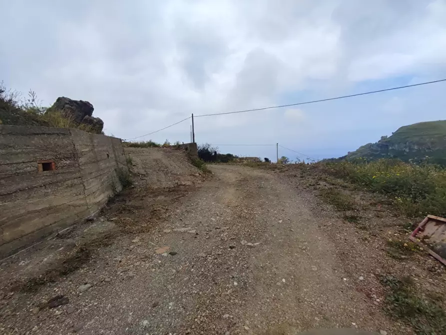 Immagine 16 di Terreno agricolo in vendita  a Castelmola