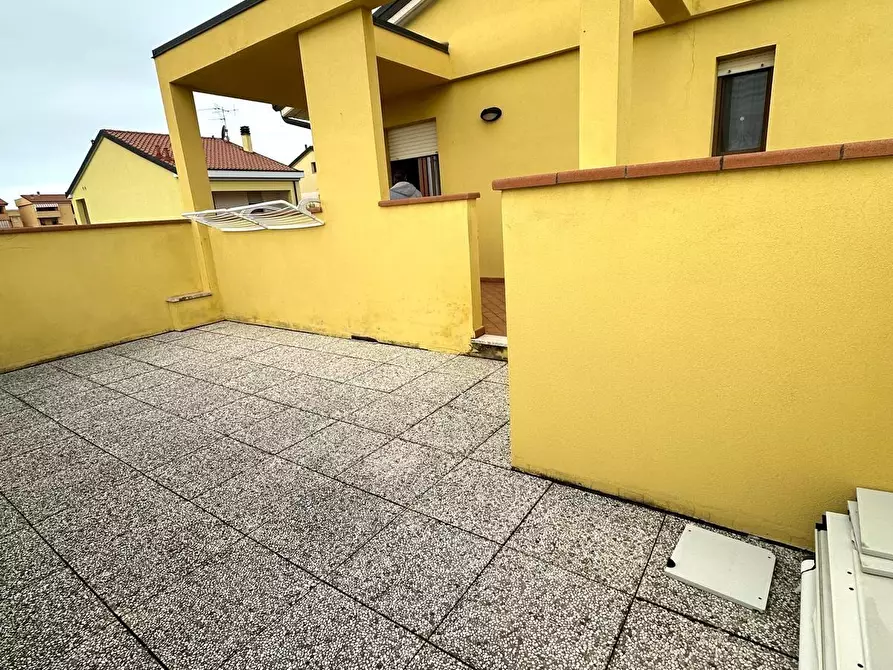 Immagine 3 di Appartamento in vendita  a Campiglia Marittima