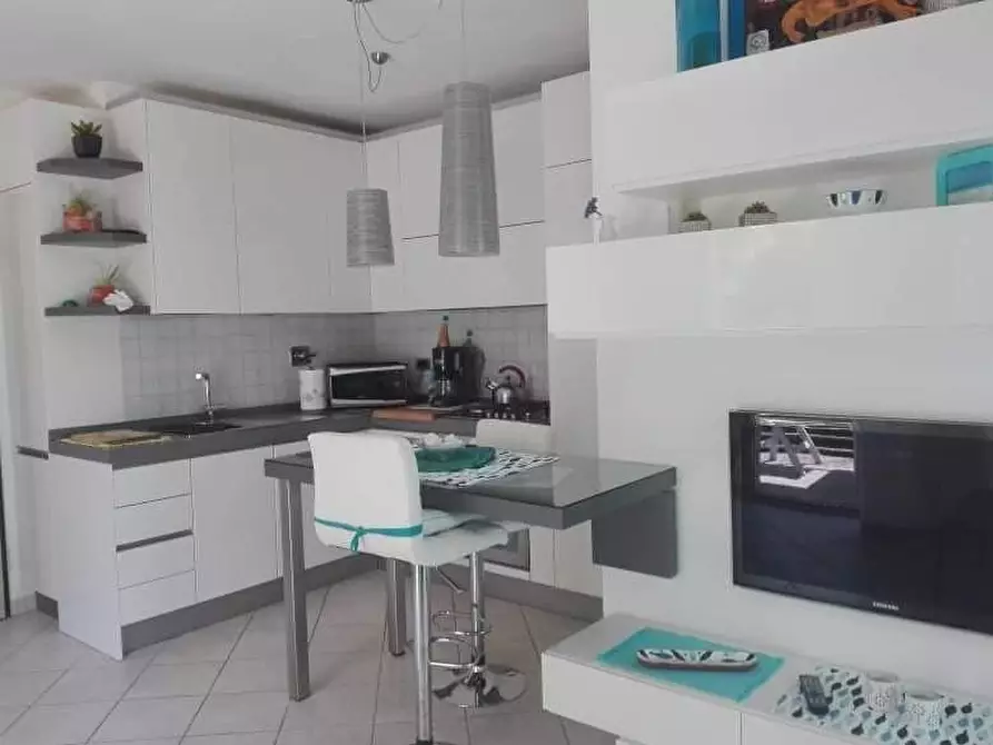 Immagine 6 di Appartamento in vendita  a Rosignano Marittimo